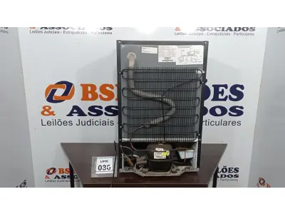 LOTE 036 - 01 CERVEJEIRO  MARCA VENAX 110V. (ATENÇÃO O TRANSFORMADOR NÃO FAZ PARTE DO LOTE)  (NO ESTADO) ATENÇÃO! FAZER A VISITAÇÃO ANTES DE ARREMATAR, NÃO SABEMOS SE FUNCIONA, LEILÃO NÃO TEM GARANTIA E NEM DEVOLUÇÃO, SUJEITO A POSSÍVEIS AVARIAS VISÍVEIS/OCULTAS E/OU AUSÊNCIA DE COMPONENTES.