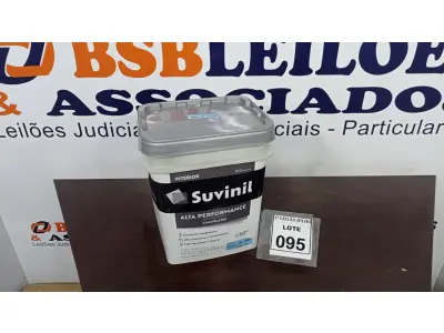 LOTE 095 - 01 BALDE DE TINTA SUVINIL INTERIORES FOSCOS 18L NA COR FOSCO BRANCO. VENCIMENTO 10/2027 (NOVO) (NO ESTADO) ATENÇÃO! FAZER A VISITAÇÃO ANTES DE ARREMATAR, NÃO SABEMOS SE FUNCIONA. LEILÃO NÃO TEM GARANTIA E NEM DEVOLUÇÃO, SUJEITO A POSSÍVEIS AVARIAS VISÍVEIS/OCULTAS E/OU AUSÊNCIA DE COMPONENTES.