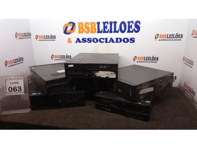 LOTE 063 - 05 CPU’S DE MARCAS E MODELOS DIVERSOS. (NO ESTADO) ATENÇÃO! FAZER A VISITAÇÃO ANTES DE ARREMATAR, NÃO SABEMOS SE FUNCIONA, LEILÃO NÃO TEM GARANTIA E NEM DEVOLUÇÃO, SUJEITO A POSSÍVEIS AVARIAS VISÍVEIS/OCULTAS E/OU AUSÊNCIA DE COMPONENTES.
