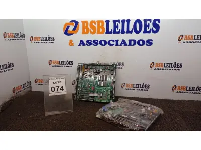 LOTE 074 - 02 PLACAS MÃE. (NO ESTADO) ATENÇÃO! FAZER A VISITAÇÃO ANTES DE ARREMATAR, NÃO SABEMOS SE FUNCIONA, LEILÃO NÃO TEM GARANTIA E NEM DEVOLUÇÃO, SUJEITO A POSSÍVEIS AVARIAS VISÍVEIS/OCULTAS E/OU AUSÊNCIA DE COMPONENTES.