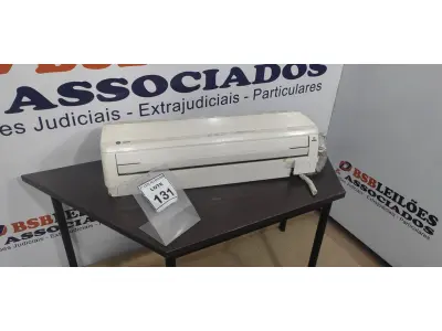 LOTE 131 - 01 EVAPORADORA 14.600BTUS MARCA TRANE. (NO ESTADO) ATENÇÃO! FAZER A VISITAÇÃO ANTES DE ARREMATAR, NÃO SABEMOS SE FUNCIONA, LEILÃO NÃO TEM GARANTIA E NEM DEVOLUÇÃO, SUJEITO A POSSÍVEIS AVARIAS VISÍVEIS/OCULTAS E/OU AUSÊNCIA DE COMPONENTES.
