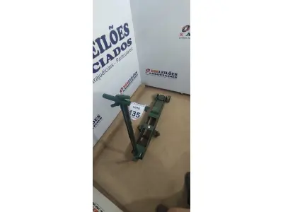 LOTE 135 - 01 MACACO JACARÉ NA COR VERDE. (NO ESTADO) ATENÇÃO! FAZER A VISITAÇÃO ANTES DE ARREMATAR, NÃO SABEMOS SE FUNCIONA, LEILÃO NÃO TEM GARANTIA E NEM DEVOLUÇÃO, SUJEITO A POSSÍVEIS AVARIAS VISÍVEIS/OCULTAS E/OU AUSÊNCIA DE COMPONENTES.