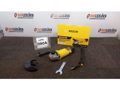 LOTE 090 - ESMERILHADEIRA ANGULAR 220V 710W  ACESSÓRIOS 1CHAVE 1PROTETOR 1MANOPLA (NO ESTADO) ATENÇÃO! FAZER A VISITAÇÃO ANTES DE ARREMATAR, NÃO SABEMOS SE FUNCIONA, LEILÃO NÃO TEM GARANTIA E NEM DEVOLUÇÃO, SUJEITO A POSSÍVEIS AVARIAS VISÍVEIS/OCULTAS E/OU AUSÊNCIA DE COMPONENTES.