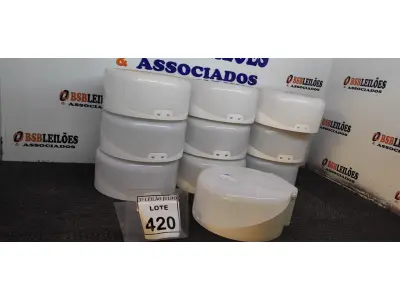 LOTE 420 - 10 DISPENSES DE PAPEL. (NO ESTADO) ATENÇÃO! FAZER A VISITAÇÃO ANTES DE ARREMATAR, NÃO SABEMOS SE FUNCIONA. LEILÃO NÃO TEM GARANTIA E NEM DEVOLUÇÃO, SUJEITO A POSSÍVEIS AVARIAS VISÍVEIS/OCULTAS E/OU AUSÊNCIA DE COMPONENTES.