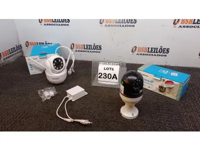 LOTE 230 - 1 CÂMERA INTERNA E 1 CÂMERA EXTERNA IP WI-FI APPS YOOSEE (NO ESTADO) ATENÇÃO! FAZER A VISITAÇÃO ANTES DE ARREMATAR, NÃO SABEMOS SE FUNCIONA, LEILÃO NÃO TEM GARANTIA E NEM DEVOLUÇÃO, SUJEITO A POSSÍVEIS AVARIAS VISÍVEIS/OCULTAS E/OU AUSÊNCIA DE COMPONENTES.