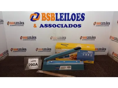 LOTE 290 - 01 SELADORA MANUAL DE PLÁSTICO 8NIVEIS DE AJUSTE MATERIAL ABS DESLIGAMENTO AUTOMÁTICO 220V 300MM POTÊNCIA 400W. (NO ESTADO) ATENÇÃO! FAZER A VISITAÇÃO ANTES DE ARREMATAR, NÃO SABEMOS SE FUNCIONA, LEILÃO NÃO TEM GARANTIA E NEM DEVOLUÇÃO, SUJEITO A POSSÍVEIS AVARIAS VISÍVEIS/OCULTAS E/OU AUSÊNCIA DE COMPONENTES.