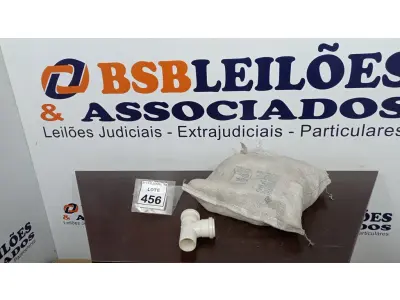 LOTE 456 - 01 LOTE COM VÁRIOS TÊ HIDRÁULICOS. (NO ESTADO) ATENÇÃO! FAZER A VISITAÇÃO ANTES DE ARREMATAR, NÃO SABEMOS SE FUNCIONA, LEILÃO NÃO TEM GARANTIA E NEM DEVOLUÇÃO, SUJEITO A POSSÍVEIS AVARIAS VISÍVEIS/OCULTAS E/OU AUSÊNCIA DE COMPONENTES.