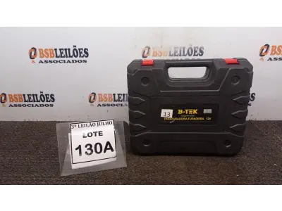 LOTE 130 - PARAFUSADEIRA   BTEK 12V COM MALETA E ACESSÓRIOS (NO ESTADO) ATENÇÃO! FAZER A VISITAÇÃO ANTES DE ARREMATAR, NÃO SABEMOS SE FUNCIONA, LEILÃO NÃO TEM GARANTIA E NEM DEVOLUÇÃO, SUJEITO A POSSÍVEIS AVARIAS VISÍVEIS/OCULTAS E/OU AUSÊNCIA DE COMPONENTES.
