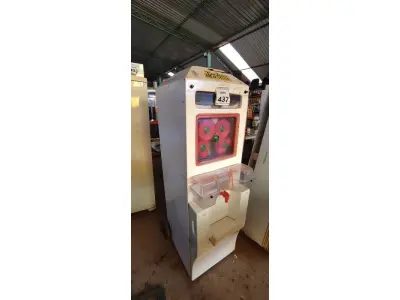 LOTE 437 - 01 MÁQUINA DE FAZER SUCO. (NO ESTADO) ATENÇÃO! FAZER A VISITAÇÃO ANTES DE ARREMATAR, NÃO SABEMOS SE FUNCIONA, LEILÃO NÃO TEM GARANTIA E NEM DEVOLUÇÃO, SUJEITO A POSSÍVEIS AVARIAS VISÍVEIS/OCULTAS E/OU AUSÊNCIA DE COMPONENTES.