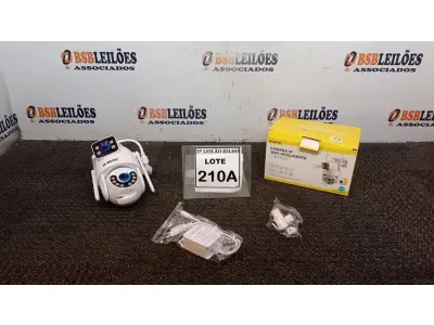 LOTE 210 - CÂMERA DUPLA IP WIFI INTELIGENTE EXTERNA APPS YOOSEE  ALTO FALANTE MICROFONE GIRA 360GRAUS COM LEDES BRANCO FOTOSSENSÍVEL 1080P  (NO ESTADO) ATENÇÃO! FAZER A VISITAÇÃO ANTES DE ARREMATAR, NÃO SABEMOS SE FUNCIONA, LEILÃO NÃO TEM GARANTIA E NEM DEVOLUÇÃO, SUJEITO A POSSÍVEIS AVARIAS VISÍVEIS/OCULTAS E/OU AUSÊNCIA DE COMPONENTES.