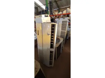 LOTE 435 - 01 AR CONDICIONADO 56.000BTUS MARCA ELECTROLUX. (NO ESTADO) ATENÇÃO! FAZER A VISITAÇÃO ANTES DE ARREMATAR, NÃO SABEMOS SE FUNCIONA, LEILÃO NÃO TEM GARANTIA E NEM DEVOLUÇÃO, SUJEITO A POSSÍVEIS AVARIAS VISÍVEIS/OCULTAS E/OU AUSÊNCIA DE COMPONENTES.