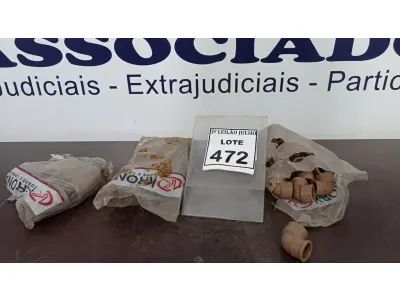 LOTE 472 - 01 LOTE COM VÁRIOS JOELHOS E LUVAS DE CORRER. (NO ESTADO) ATENÇÃO! FAZER A VISITAÇÃO ANTES DE ARREMATAR, NÃO SABEMOS SE FUNCIONA, LEILÃO NÃO TEM GARANTIA E NEM DEVOLUÇÃO, SUJEITO A POSSÍVEIS AVARIAS VISÍVEIS/OCULTAS E/OU AUSÊNCIA DE COMPONENTES.