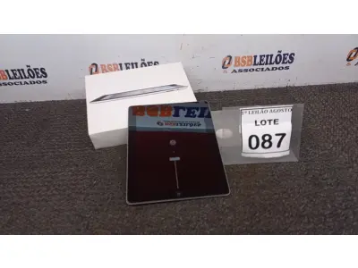 LOTE 087 - 01 IPAD 16G NA CAIXA. (NO ESTADO) ATENÇÃO! FAZER A VISITAÇÃO ANTES DE ARREMATAR, NÃO SABEMOS SE FUNCIONA. LEILÃO NÃO TEM GARANTIA E NEM DEVOLUÇÃO, SUJEITO A POSSÍVEIS AVARIAS VISÍVEIS/OCULTAS E/OU AUSÊNCIA DE COMPONENTES.
