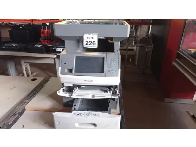 LOTE 226 - 01 IMPRESSORA MULTIFUNCIONAL MODELOX656DE MARCA LEXMARK. (NO ESTADO) ATENÇÃO! FAZER A VISITAÇÃO ANTES DE ARREMATAR, NÃO SABEMOS SE FUNCIONA, LEILÃO NÃO TEM GARANTIA E NEM DEVOLUÇÃO, SUJEITO A POSSÍVEIS AVARIAS VISÍVEIS/OCULTAS E/OU AUSÊNCIA DE COMPONENTES.
