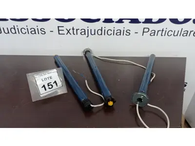LOTE 151 - 03 MOTORES DE TOLDO. (NO ESTADO) ATENÇÃO! FAZER A VISITAÇÃO ANTES DE ARREMATAR, NÃO SABEMOS SE FUNCIONA. LEILÃO NÃO TEM GARANTIA E NEM DEVOLUÇÃO, SUJEITO A POSSÍVEIS AVARIAS VISÍVEIS/OCULTAS E/OU AUSÊNCIA DE COMPONENTES.