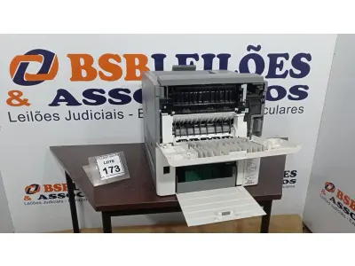 LOTE 173 - 01 IMPRESSORA MULTIFUNCIONAL MODELO T654DN MARCA LEXMARK. (NO ESTADO) ATENÇÃO! FAZER A VISITAÇÃO ANTES DE ARREMATAR, NÃO SABEMOS SE FUNCIONA. LEILÃO NÃO TEM GARANTIA E NEM DEVOLUÇÃO, SUJEITO A POSSÍVEIS AVARIAS VISÍVEIS/OCULTAS E/OU AUSÊNCIA DE COMPONENTES.
