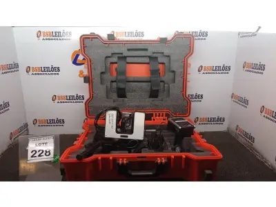 LOTE 228 - 01 KIT COLLECT BIO AEX-14224 MARCA AKIYAMA COM CASE. (NO ESTADO) ATENÇÃO! FAZER A VISITAÇÃO ANTES DE ARREMATAR, NÃO SABEMOS SE FUNCIONA, LEILÃO NÃO TEM GARANTIA E NEM DEVOLUÇÃO, SUJEITO A POSSÍVEIS AVARIAS VISÍVEIS/OCULTAS E/OU AUSÊNCIA DE COMPONENTES.