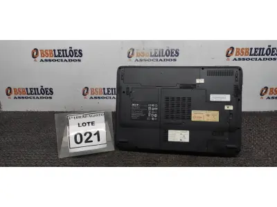LOTE 021 - 01 NOTEBOOK MARCA ACER. (NO ESTADO) ATENÇÃO! FAZER A VISITAÇÃO ANTES DE ARREMATAR, NÃO SABEMOS SE FUNCIONA. LEILÃO NÃO TEM GARANTIA E NEM DEVOLUÇÃO, SUJEITO A POSSÍVEIS AVARIAS VISÍVEIS/OCULTAS E/OU AUSÊNCIA DE COMPONENTES.