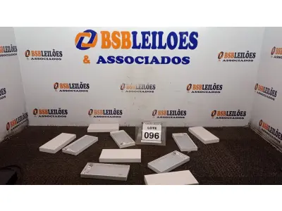 LOTE 096 - 05 BATERIAS EXTERNAS. (NO ESTADO) ATENÇÃO! FAZER A VISITAÇÃO ANTES DE ARREMATAR, NÃO SABEMOS SE FUNCIONA. LEILÃO NÃO TEM GARANTIA E NEM DEVOLUÇÃO, SUJEITO A POSSÍVEIS AVARIAS VISÍVEIS/OCULTAS E/OU AUSÊNCIA DE COMPONENTES.