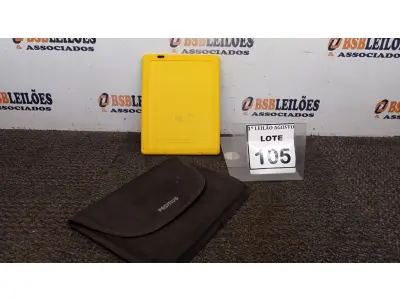LOTE 105 - 01 TABLET COM CASE MARCA POSITIVO. (NO ESTADO) ATENÇÃO! FAZER A VISITAÇÃO ANTES DE ARREMATAR, NÃO SABEMOS SE FUNCIONA. LEILÃO NÃO TEM GARANTIA E NEM DEVOLUÇÃO, SUJEITO A POSSÍVEIS AVARIAS VISÍVEIS/OCULTAS E/OU AUSÊNCIA DE COMPONENTES.