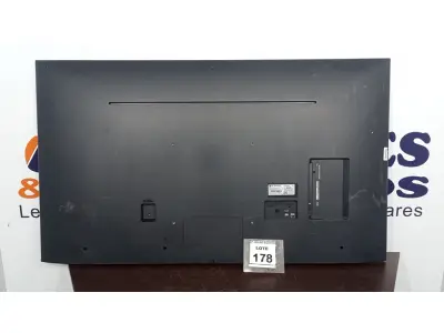 LOTE 178 - 01 SMART TV LCD 77’’ MARCA LG. (NO ESTADO) ATENÇÃO! FAZER A VISITAÇÃO ANTES DE ARREMATAR, NÃO SABEMOS SE FUNCIONA. LEILÃO NÃO TEM GARANTIA E NEM DEVOLUÇÃO, SUJEITO A POSSÍVEIS AVARIAS VISÍVEIS/OCULTAS E/OU AUSÊNCIA DE COMPONENTES.