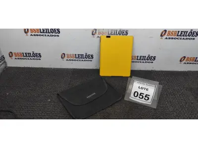 LOTE 055 - 01 TABLET COM CASE MARCA POSITIVO. (NO ESTADO) ATENÇÃO! FAZER A VISITAÇÃO ANTES DE ARREMATAR, NÃO SABEMOS SE FUNCIONA. LEILÃO NÃO TEM GARANTIA E NEM DEVOLUÇÃO, SUJEITO A POSSÍVEIS AVARIAS VISÍVEIS/OCULTAS E/OU AUSÊNCIA DE COMPONENTES.
