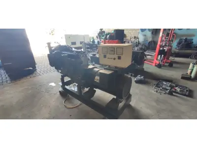 LOTE 528 - GRUPO GERADOR MWM 54 KVA. MODELO: 229-4 ANO: 1998 MOTOR RETIFICADO (NOVO) - NEGRINI (NO ESTADO) ATENÇÃO! FAZER A VISITAÇÃO ANTES DE ARREMATAR, NÃO SABEMOS SE FUNCIONA, LEILÃO NÃO TEM GARANTIA E NEM DEVOLUÇÃO, SUJEITO A POSSÍVEIS AVARIAS VISÍVEIS/OCULTAS E/OU AUSÊNCIA DE COMPONENTES