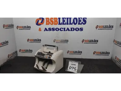 LOTE 026 - 01 MÁQUINA DE CONTAR CÉDULAS. (NO ESTADO) ATENÇÃO! FAZER A VISITAÇÃO ANTES DE ARREMATAR, NÃO SABEMOS SE FUNCIONA. LEILÃO NÃO TEM GARANTIA E NEM DEVOLUÇÃO, SUJEITO A POSSÍVEIS AVARIAS VISÍVEIS/OCULTAS E/OU AUSÊNCIA DE COMPONENTES.