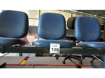 LOTE 120 - 01 LONGARINA COM 03 LUGARES. (NO ESTADO) ATENÇÃO! FAZER A VISITAÇÃO ANTES DE ARREMATAR, NÃO SABEMOS SE FUNCIONA. LEILÃO NÃO TEM GARANTIA E NEM DEVOLUÇÃO, SUJEITO A POSSÍVEIS AVARIAS VISÍVEIS/OCULTAS E/OU AUSÊNCIA DE COMPONENTES.