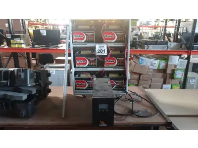 LOTE 201 - 01 NOBREAK MARCA LACERDA E UM BANCO DE BATERIAS COM 06 BATERIAS. (NO ESTADO) ATENÇÃO! FAZER A VISITAÇÃO ANTES DE ARREMATAR, NÃO SABEMOS SE FUNCIONA, LEILÃO NÃO TEM GARANTIA E NEM DEVOLUÇÃO, SUJEITO A POSSÍVEIS AVARIAS VISÍVEIS/OCULTAS E/OU AUSÊNCIA DE COMPONENTES.