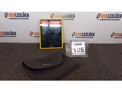 LOTE 105 - 01 TABLET COM CASE MARCA POSITIVO. (NO ESTADO) ATENÇÃO! FAZER A VISITAÇÃO ANTES DE ARREMATAR, NÃO SABEMOS SE FUNCIONA. LEILÃO NÃO TEM GARANTIA E NEM DEVOLUÇÃO, SUJEITO A POSSÍVEIS AVARIAS VISÍVEIS/OCULTAS E/OU AUSÊNCIA DE COMPONENTES.