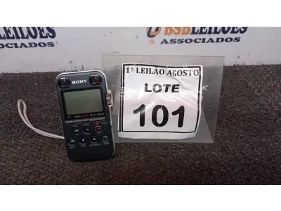 LOTE 101 - 01 GRAVADOR DE VOZ MARCA SONY. (NO ESTADO) ATENÇÃO! FAZER A VISITAÇÃO ANTES DE ARREMATAR, NÃO SABEMOS SE FUNCIONA. LEILÃO NÃO TEM GARANTIA E NEM DEVOLUÇÃO, SUJEITO A POSSÍVEIS AVARIAS VISÍVEIS/OCULTAS E/OU AUSÊNCIA DE COMPONENTES.