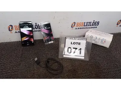 LOTE 071 - 01 CELULAR LG X STYLE NA CAIXA COM CABO. (NO ESTADO) ATENÇÃO! FAZER A VISITAÇÃO ANTES DE ARREMATAR, NÃO SABEMOS SE FUNCIONA. LEILÃO NÃO TEM GARANTIA E NEM DEVOLUÇÃO, SUJEITO A POSSÍVEIS AVARIAS VISÍVEIS/OCULTAS E/OU AUSÊNCIA DE COMPONENTES.
