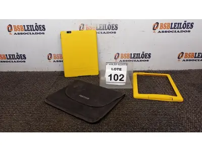 LOTE 102 - 01 TABLET COM CASE MARCA POSITIVO. (NO ESTADO) ATENÇÃO! FAZER A VISITAÇÃO ANTES DE ARREMATAR, NÃO SABEMOS SE FUNCIONA. LEILÃO NÃO TEM GARANTIA E NEM DEVOLUÇÃO, SUJEITO A POSSÍVEIS AVARIAS VISÍVEIS/OCULTAS E/OU AUSÊNCIA DE COMPONENTES.