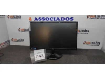 LOTE 043 - 01 MONITOR MARCA AOC. (NO ESTADO) ATENÇÃO! FAZER A VISITAÇÃO ANTES DE ARREMATAR, NÃO SABEMOS SE FUNCIONA. LEILÃO NÃO TEM GARANTIA E NEM DEVOLUÇÃO, SUJEITO A POSSÍVEIS AVARIAS VISÍVEIS/OCULTAS E/OU AUSÊNCIA DE COMPONENTES.
