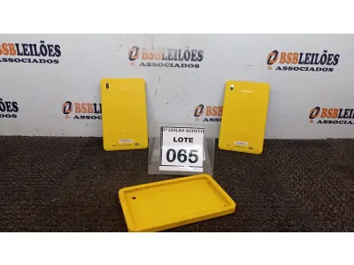 LOTE 065 - 02 TABLETS MARCA CCE. (NO ESTADO) ATENÇÃO! FAZER A VISITAÇÃO ANTES DE ARREMATAR, NÃO SABEMOS SE FUNCIONA. LEILÃO NÃO TEM GARANTIA E NEM DEVOLUÇÃO, SUJEITO A POSSÍVEIS AVARIAS VISÍVEIS/OCULTAS E/OU AUSÊNCIA DE COMPONENTES.