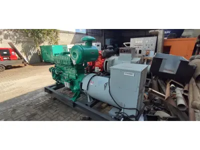 LOTE 532 - GRUPO GERADOR CUMMINS 450 KVA. MODELO: NTA 855-G3 ANO: 1996 HP-535 CPL 0991 MOTOR FUNCIONANDO/GERADOR WEG OBS: SEM RADIADOR (NO ESTADO) ATENÇÃO! FAZER A VISITAÇÃO ANTES DE ARREMATAR, NÃO SABEMOS SE FUNCIONA, LEILÃO NÃO TEM GARANTIA E NEM DEVOLUÇÃO, SUJEITO A POSSÍVEIS AVARIAS VISÍVEIS/OCULTAS E/OU AUSÊNCIA DE COMPONENTES