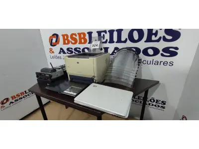 LOTE 324 - 01 IMPRESSORA P2015DNM 01 NOTEBOOK MARCA HP, 14 THIN CLIENTE, 01 MOLDENM 01 BLUERAY, 01 SOM PARA CARRO E 07 PROTETORES FACIAL. (NO ESTADO) ATENÇÃO! FAZER A VISITAÇÃO ANTES DE ARREMATAR, NÃO SABEMOS SE FUNCIONA, LEILÃO NÃO TEM GARANTIA E NEM DEVOLUÇÃO, SUJEITO A POSSÍVEIS AVARIAS VISÍVEIS/OCULTAS E/OU AUSÊNCIA DE COMPONENTES.