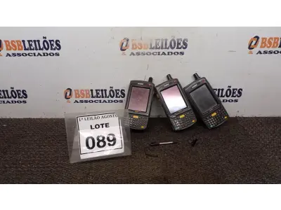 LOTE 089 - 03 COLETORES DE DADOS MARCA SYMBOL. (NO ESTADO) ATENÇÃO! FAZER A VISITAÇÃO ANTES DE ARREMATAR, NÃO SABEMOS SE FUNCIONA. LEILÃO NÃO TEM GARANTIA E NEM DEVOLUÇÃO, SUJEITO A POSSÍVEIS AVARIAS VISÍVEIS/OCULTAS E/OU AUSÊNCIA DE COMPONENTES.