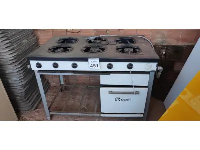 LOTE 451 - 01 FOGÃO INDUSTRIAL COM 06 BOCAS. (NO ESTADO) ATENÇÃO! FAZER A VISITAÇÃO ANTES DE ARREMATAR, NÃO SABEMOS SE FUNCIONA. LEILÃO NÃO TEM GARANTIA E NEM DEVOLUÇÃO, SUJEITO A POSSÍVEIS AVARIAS VISÍVEIS/OCULTAS E/OU AUSÊNCIA DE COMPONENTES.