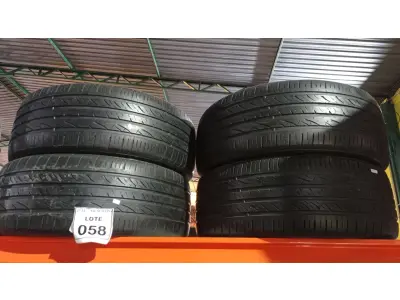 LOTE 058 - 04 PNEUS 235 50+- ARO 19. (NO ESTADO) ATENÇÃO! FAZER A VISITAÇÃO ANTES DE ARREMATAR, NÃO SABEMOS SE FUNCIONA, LEILÃO NÃO TEM GARANTIA E NEM DEVOLUÇÃO, SUJEITO A POSSÍVEIS AVARIAS VISÍVEIS/OCULTAS E/OU AUSÊNCIA DE COMPONENTES.