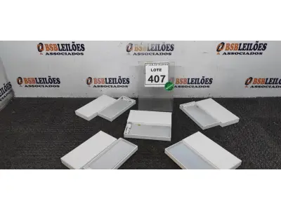 LOTE 407 - 05 BATERIAS EXTERNAS. (NO ESTADO) ATENÇÃO! FAZER A VISITAÇÃO ANTES DE ARREMATAR, NÃO SABEMOS SE FUNCIONA. LEILÃO NÃO TEM GARANTIA E NEM DEVOLUÇÃO, SUJEITO A POSSÍVEIS AVARIAS VISÍVEIS/OCULTAS E/OU AUSÊNCIA DE COMPONENTES.