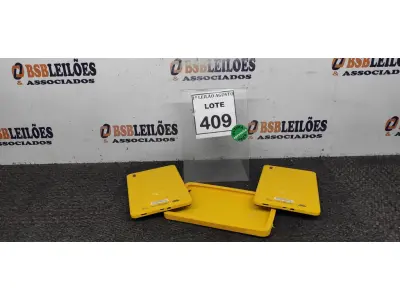 LOTE 409 - 02 TABLETS MARCA CCE. (NO ESTADO) ATENÇÃO! FAZER A VISITAÇÃO ANTES DE ARREMATAR, NÃO SABEMOS SE FUNCIONA. LEILÃO NÃO TEM GARANTIA E NEM DEVOLUÇÃO, SUJEITO A POSSÍVEIS AVARIAS VISÍVEIS/OCULTAS E/OU AUSÊNCIA DE COMPONENTES.