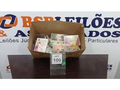 LOTE 100 - 01 LOTE COM GRANDE QUANTIDADE DE CD E DVD. (NO ESTADO) ATENÇÃO! FAZER A VISITAÇÃO ANTES DE ARREMATAR, NÃO SABEMOS SE FUNCIONA, LEILÃO NÃO TEM GARANTIA E NEM DEVOLUÇÃO, SUJEITO A POSSÍVEIS AVARIAS VISÍVEIS/OCULTAS E/OU AUSÊNCIA DE COMPONENTES.