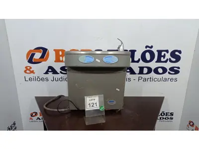 LOTE 121 - 01 BEBEDOURO EM INOX MARCA IBBL. (NO ESTADO) ATENÇÃO! FAZER A VISITAÇÃO ANTES DE ARREMATAR, NÃO SABEMOS SE FUNCIONA. LEILÃO NÃO TEM GARANTIA E NEM DEVOLUÇÃO, SUJEITO A POSSÍVEIS AVARIAS VISÍVEIS/OCULTAS E/OU AUSÊNCIA DE COMPONENTES.