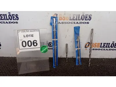LOTE 006 - 04 BROCAS SDS PLUSS. (NO ESTADO) ATENÇÃO! FAZER A VISITAÇÃO ANTES DE ARREMATAR, NÃO SABEMOS SE FUNCIONA, LEILÃO NÃO TEM GARANTIA E NEM DEVOLUÇÃO, SUJEITO A POSSÍVEIS AVARIAS VISÍVEIS/OCULTAS E/OU AUSÊNCIA DE COMPONENTES.