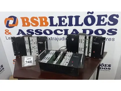 LOTE 246 - 03 CENTRAIS PABX INTELBRAS. (NO ESTADO) ATENÇÃO! FAZER A VISITAÇÃO ANTES DE ARREMATAR, NÃO SABEMOS SE FUNCIONA, LEILÃO NÃO TEM GARANTIA E NEM DEVOLUÇÃO, SUJEITO A POSSÍVEIS AVARIAS VISÍVEIS/OCULTAS E/OU AUSÊNCIA DE COMPONENTES.