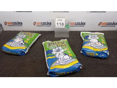 LOTE 118 - 03 PACOTES DE GRANULADOS SANITÁRIO COM 4KG CADA. (NO ESTADO) ATENÇÃO! FAZER A VISITAÇÃO ANTES DE ARREMATAR, NÃO SABEMOS SE FUNCIONA, LEILÃO NÃO TEM GARANTIA E NEM DEVOLUÇÃO, SUJEITO A POSSÍVEIS AVARIAS VISÍVEIS/OCULTAS E/OU AUSÊNCIA DE COMPONENTES.