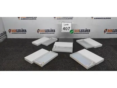 LOTE 407 - 05 BATERIAS EXTERNAS. (NO ESTADO) ATENÇÃO! FAZER A VISITAÇÃO ANTES DE ARREMATAR, NÃO SABEMOS SE FUNCIONA. LEILÃO NÃO TEM GARANTIA E NEM DEVOLUÇÃO, SUJEITO A POSSÍVEIS AVARIAS VISÍVEIS/OCULTAS E/OU AUSÊNCIA DE COMPONENTES.