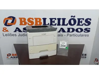 LOTE 254 - 01 IMPRESSORA MODELO MS610DN MARCA LEXMARK. (NO ESTADO) ATENÇÃO! FAZER A VISITAÇÃO ANTES DE ARREMATAR, NÃO SABEMOS SE FUNCIONA. LEILÃO NÃO TEM GARANTIA E NEM DEVOLUÇÃO, SUJEITO A POSSÍVEIS AVARIAS VISÍVEIS/OCULTAS E/OU AUSÊNCIA DE COMPONENTES.